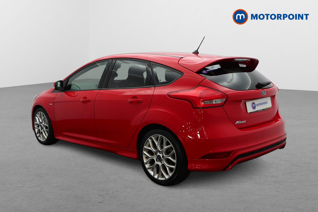 Ford Focus St-Line Manual Diesel Hatchback - Stock Number (1488424) - Passenger side rear corner