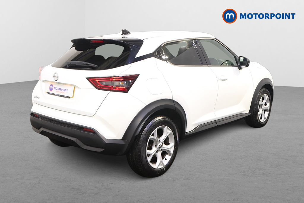 Nissan Juke N-Connecta Manual Petrol SUV - Stock Number (1489517) - Drivers side rear corner