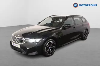 BMW 3 Series M Sport Automatic Petrol Plug-In Hybrid Estate - Stock Number (1494557) - Passenger side front corner