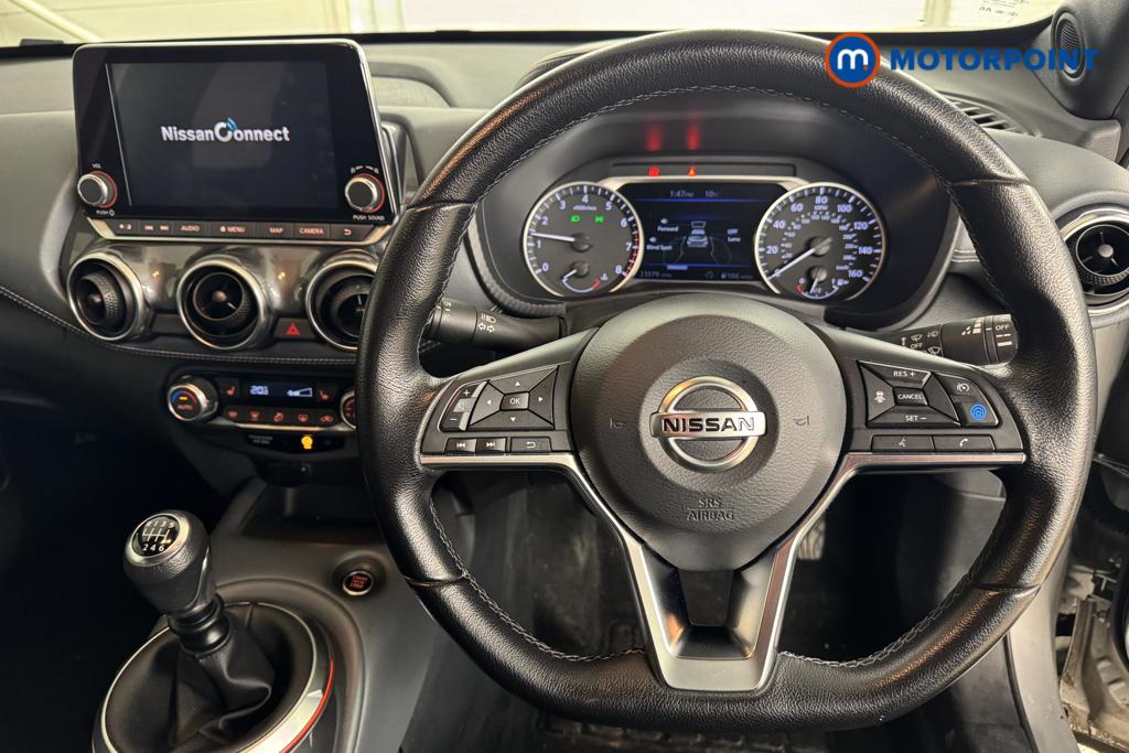 Nissan Juke Tekna Manual Petrol SUV - Stock Number (1494803) - 1st supplementary image