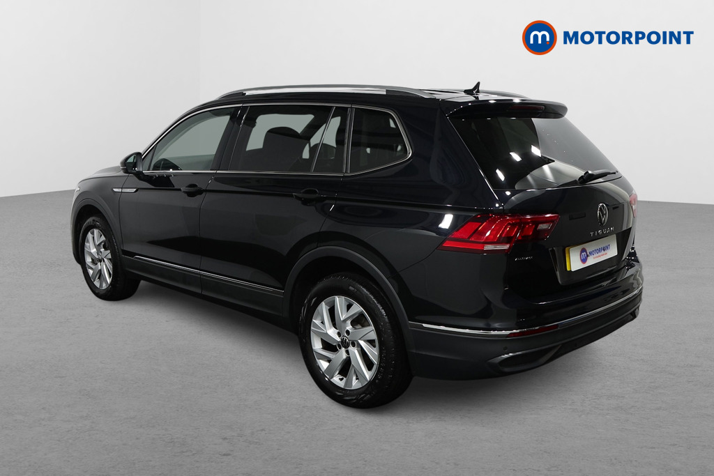 Volkswagen Tiguan Allspace Life Automatic Petrol SUV - Stock Number (1497345) - Passenger side rear corner