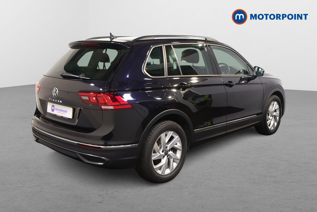 Volkswagen Tiguan Life Manual Petrol SUV - Stock Number (1493288) - Drivers side rear corner