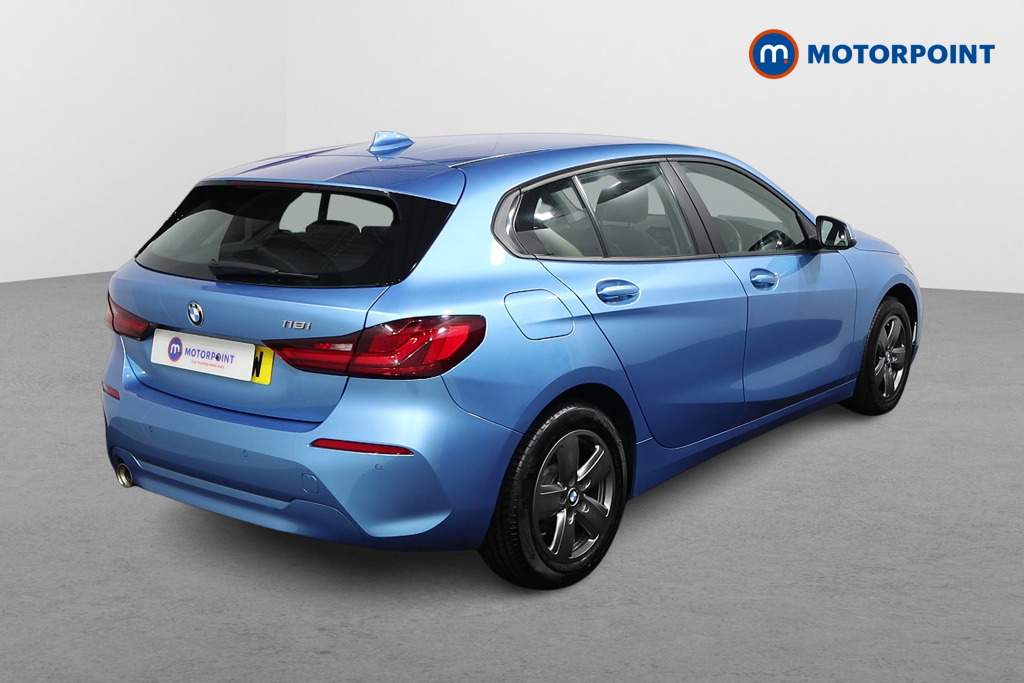 BMW 1 Series SE Automatic Petrol Hatchback - Stock Number (1494731) - Drivers side rear corner