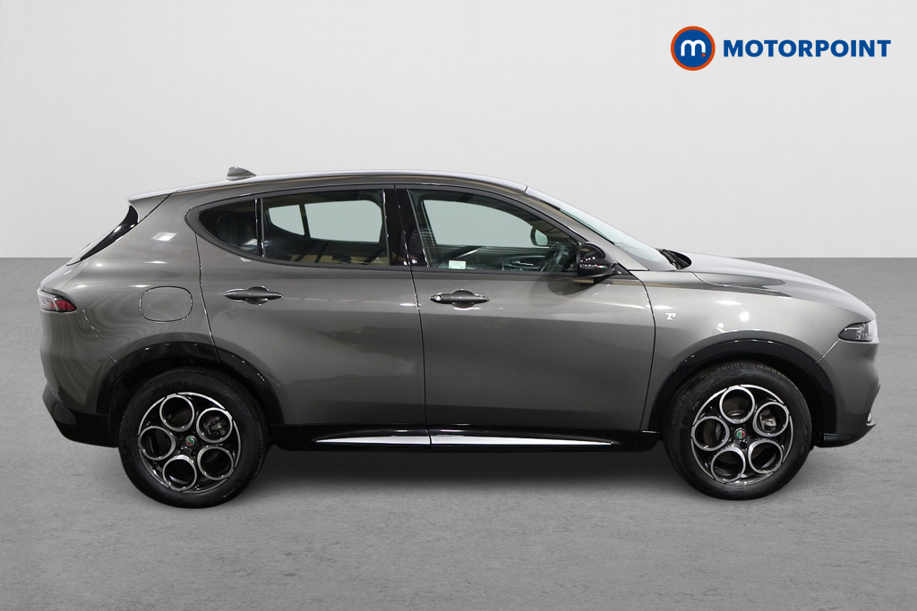 Alfa Romeo Tonale TI Automatic Petrol-Electric Hybrid SUV - Stock Number (1494875) - Drivers side