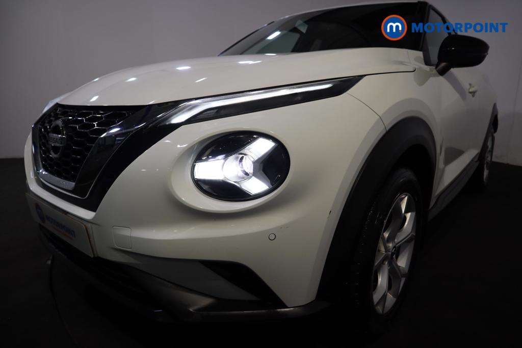 Nissan Juke N-Connecta Automatic Petrol SUV - Stock Number (1496996) - 24th supplementary image