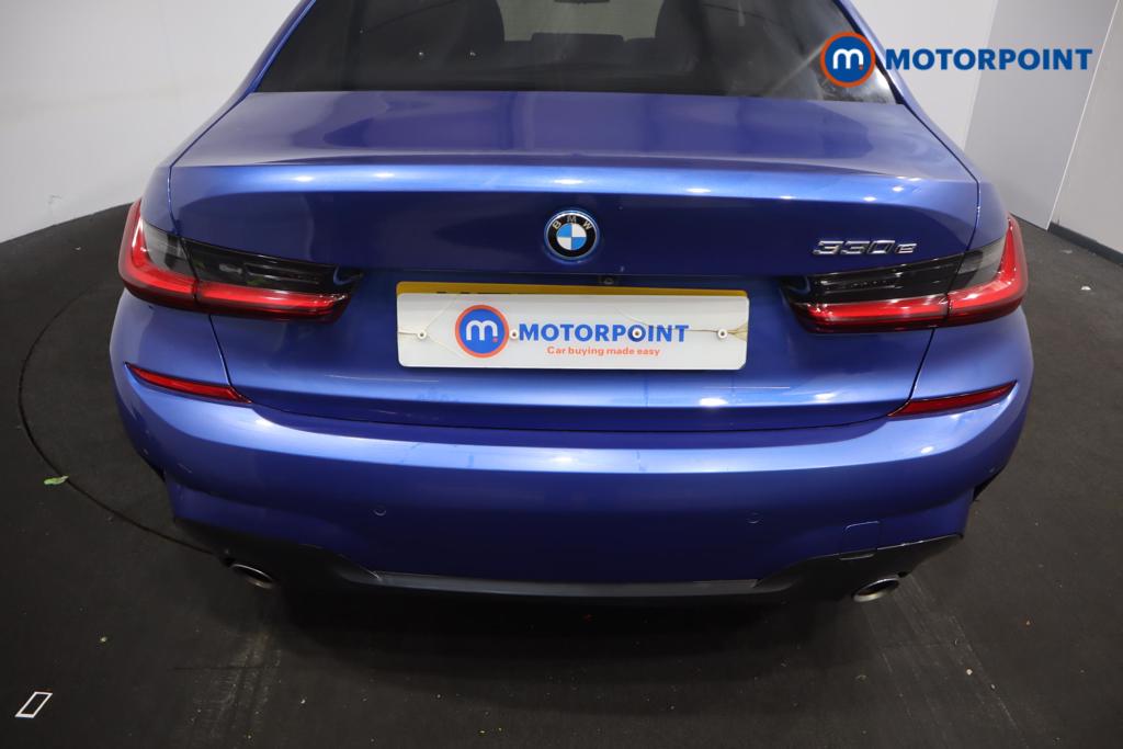 BMW 3 Series M Sport Automatic Petrol Plug-In Hybrid Saloon - Stock Number (1494980) - 21st supplementary image