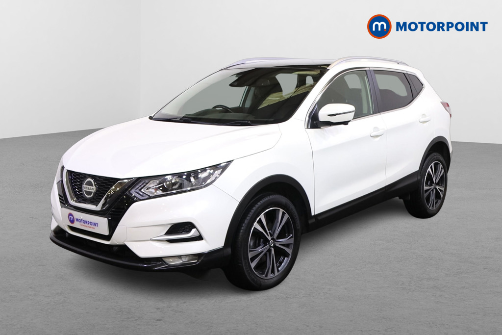 Nissan Qashqai N-Connecta Manual Petrol SUV - Stock Number (1488601) - Passenger side front corner