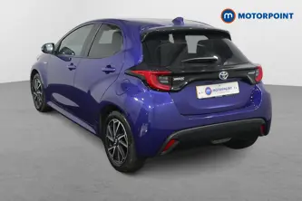 Toyota Yaris Design Automatic Petrol-Electric Hybrid Hatchback - Stock Number (1499216) - Passenger side rear corner