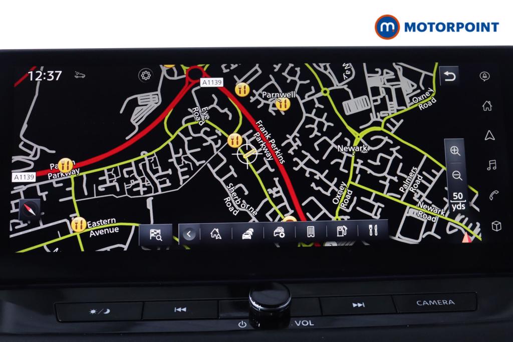 Nissan Qashqai N-Connecta Automatic Petrol SUV - Stock Number (1499919) - 2nd supplementary image