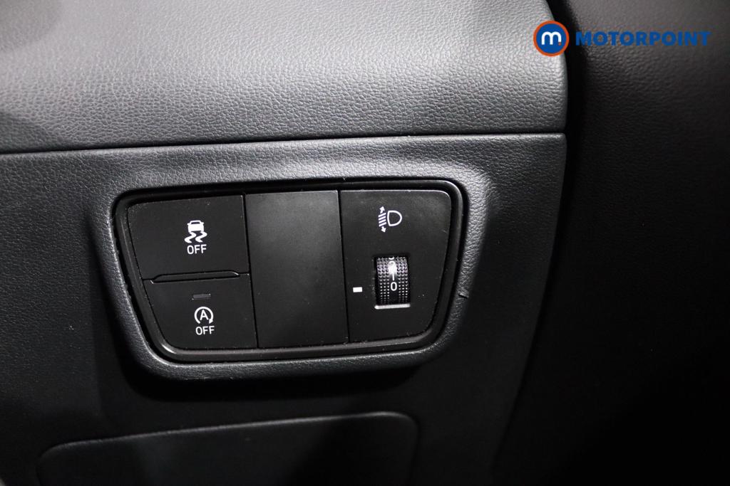 Hyundai Tucson Se Connect Manual Petrol SUV - Stock Number (1500325) - 15th supplementary image