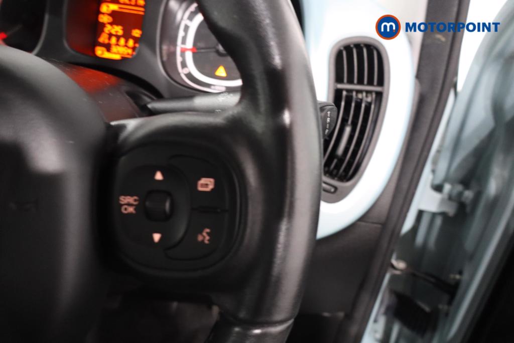 Fiat Panda City Cross Manual Petrol-Electric Hybrid Hatchback - Stock Number (1479646) - 8th supplementary image