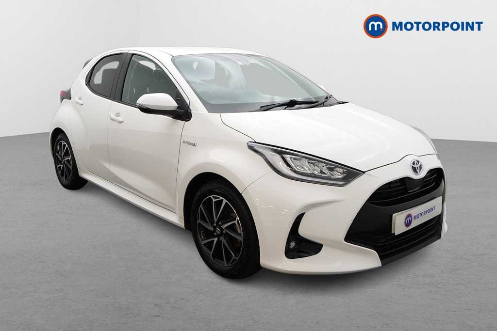 Toyota Yaris Design Automatic Petrol-Electric Hybrid Hatchback - Stock Number (1493379) - Drivers side front corner