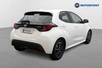 Toyota Yaris Design Automatic Petrol-Electric Hybrid Hatchback - Stock Number (1493379) - Drivers side rear corner