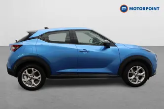 Nissan Juke N-Connecta Manual Petrol SUV - Stock Number (1497222) - Drivers side