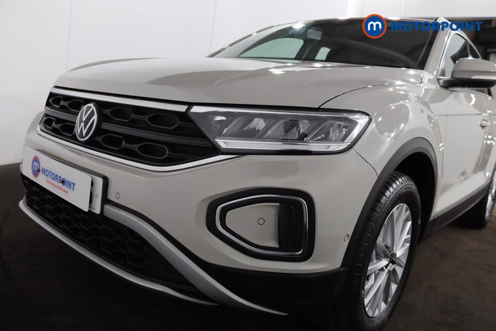 Volkswagen T-Roc Life Manual Petrol SUV - Stock Number (1498837) - 27th supplementary image