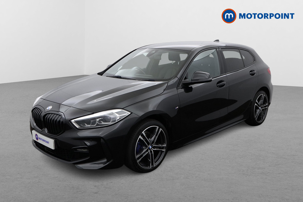 BMW 1 Series M Sport Automatic Diesel Hatchback - Stock Number (1499164) - Passenger side front corner