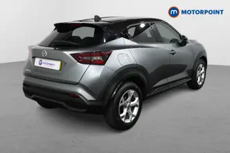 Nissan Juke N-Connecta Manual Petrol SUV - Stock Number (1501188) - Drivers side rear corner