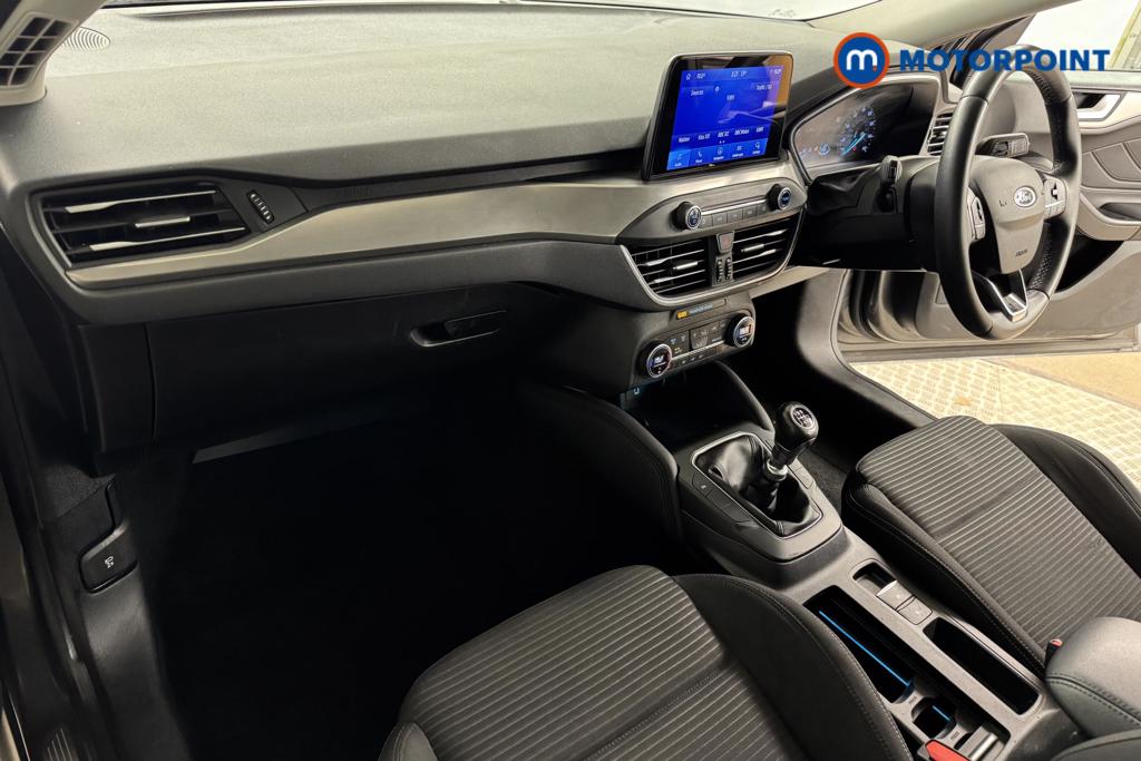 Ford Focus Titanium Edition Manual Petrol-Electric Hybrid Estate - Stock Number (1486249) - 8th supplementary image