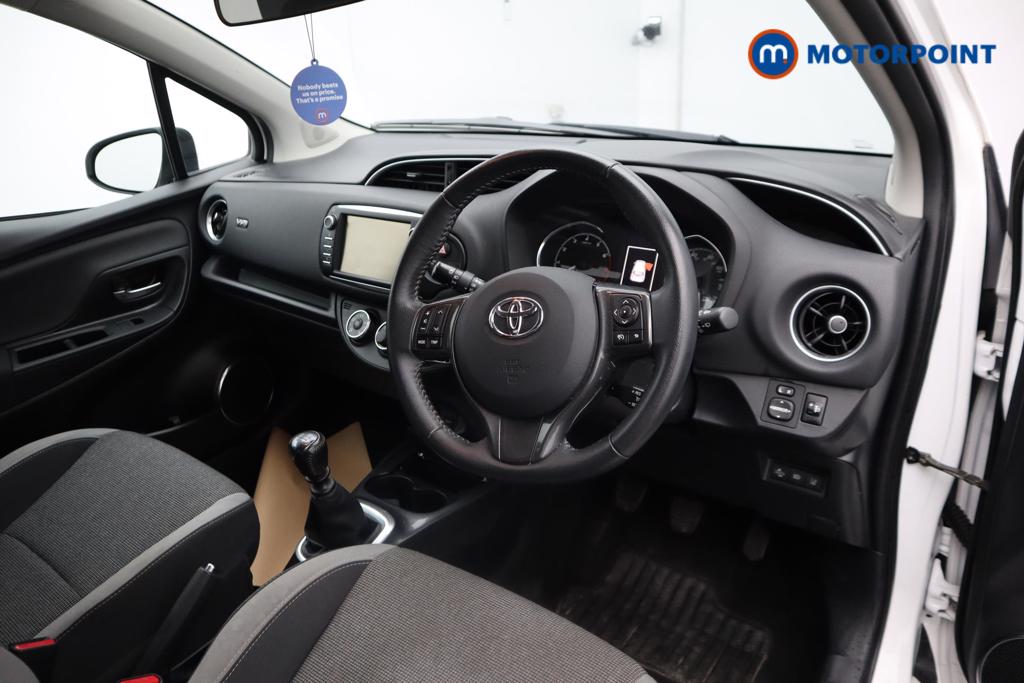 Toyota Yaris Y20 Manual Petrol Hatchback - Stock Number (1487551) - 4th supplementary image