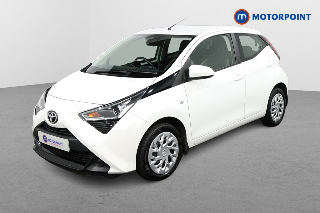 Toyota Aygo X-Play Automatic Petrol Hatchback - Stock Number (1488442) - Passenger side front corner