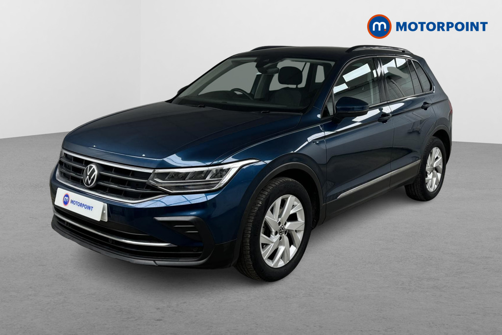 Volkswagen Tiguan Life Manual Petrol SUV - Stock Number (1495307) - Passenger side front corner