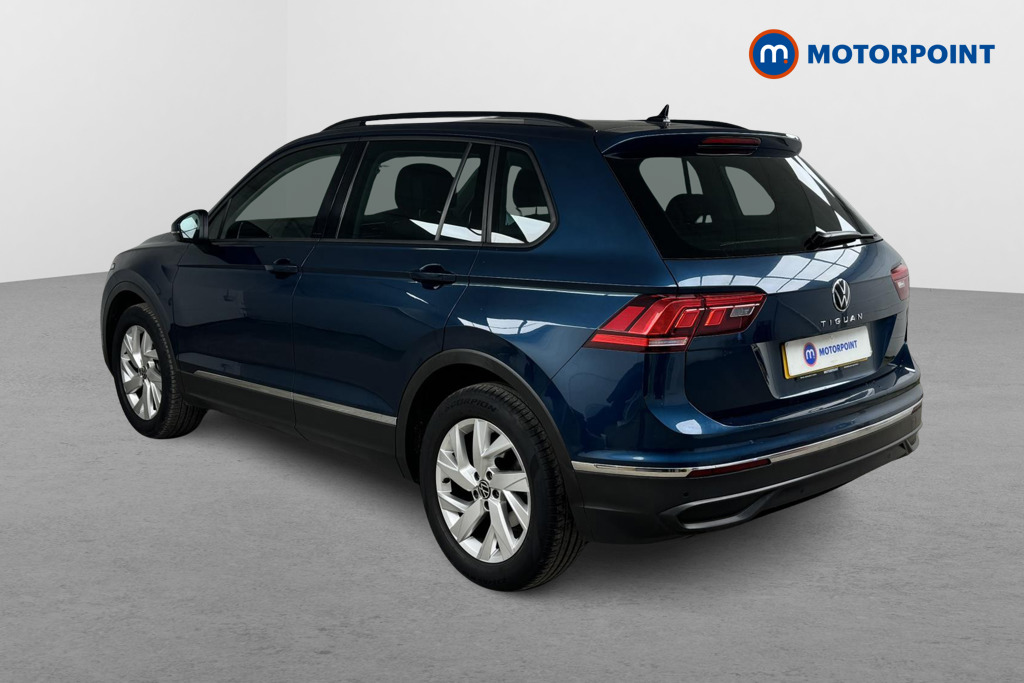 Volkswagen Tiguan Life Manual Petrol SUV - Stock Number (1495307) - Passenger side rear corner