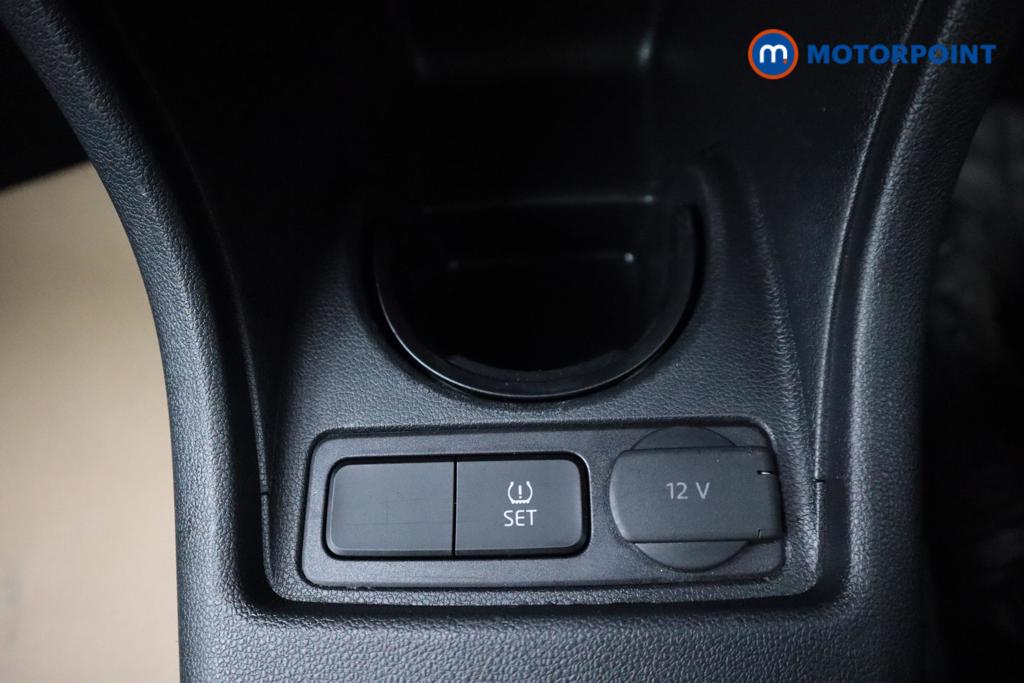 Volkswagen UP R-Line Manual Petrol Hatchback - Stock Number (1495481) - 11th supplementary image