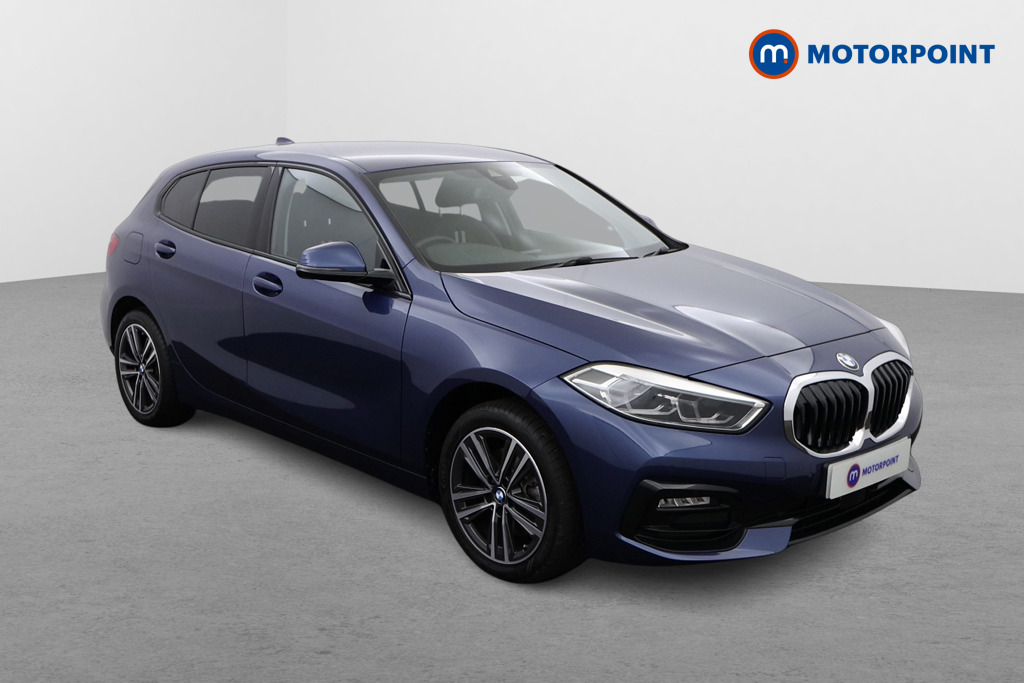 BMW 1 Series Sport Automatic Petrol Hatchback - Stock Number (1496431) - Drivers side front corner