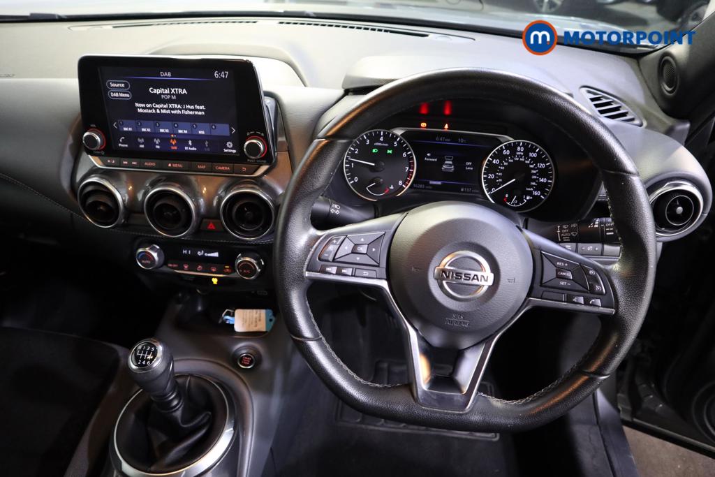 Nissan Juke N-Connecta Manual Petrol SUV - Stock Number (1489538) - 1st supplementary image