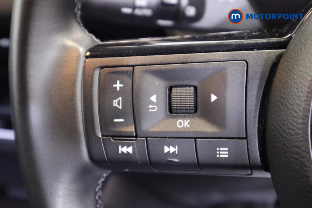 Nissan Qashqai N-Connecta Manual Petrol SUV - Stock Number (1495306) - 20th supplementary image