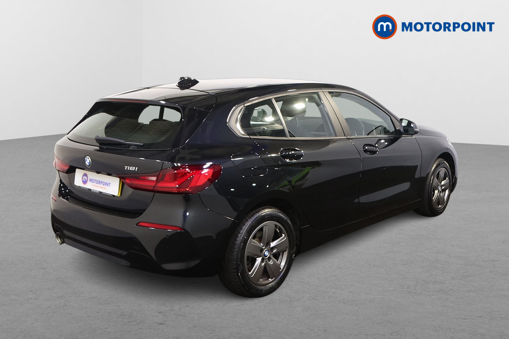 BMW 1 Series SE Automatic Petrol Hatchback - Stock Number (1496271) - Drivers side rear corner