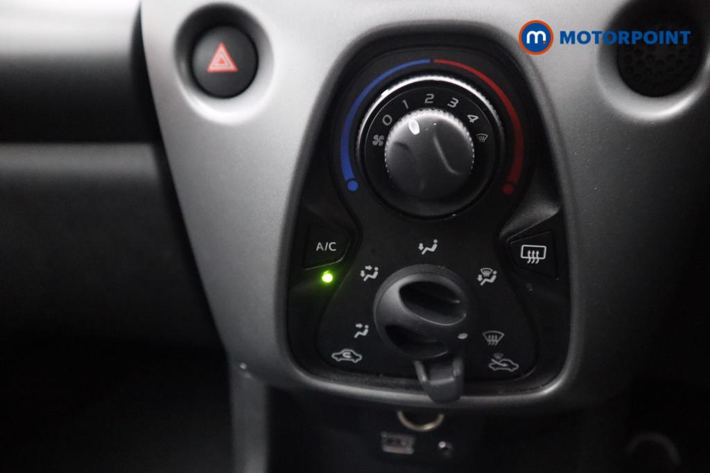 Toyota Aygo X-Play Manual Petrol Hatchback - Stock Number (1496367) - 7th supplementary image