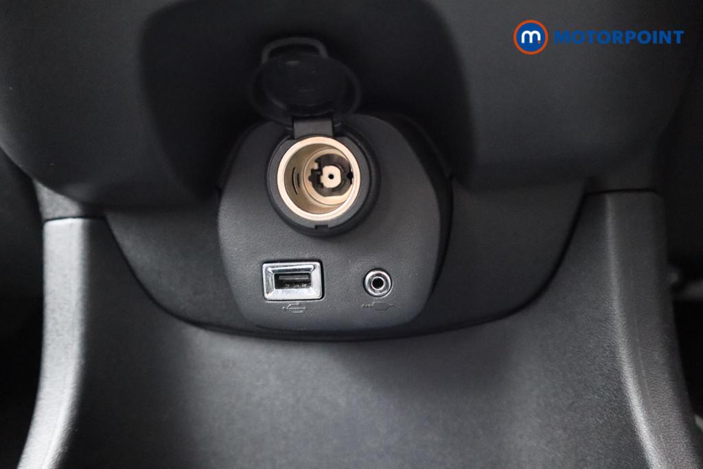 Toyota Aygo X-Play Manual Petrol Hatchback - Stock Number (1496367) - 8th supplementary image