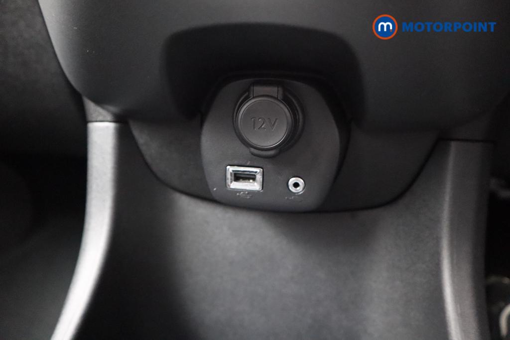 Toyota Aygo X-Play Manual Petrol Hatchback - Stock Number (1496368) - 8th supplementary image