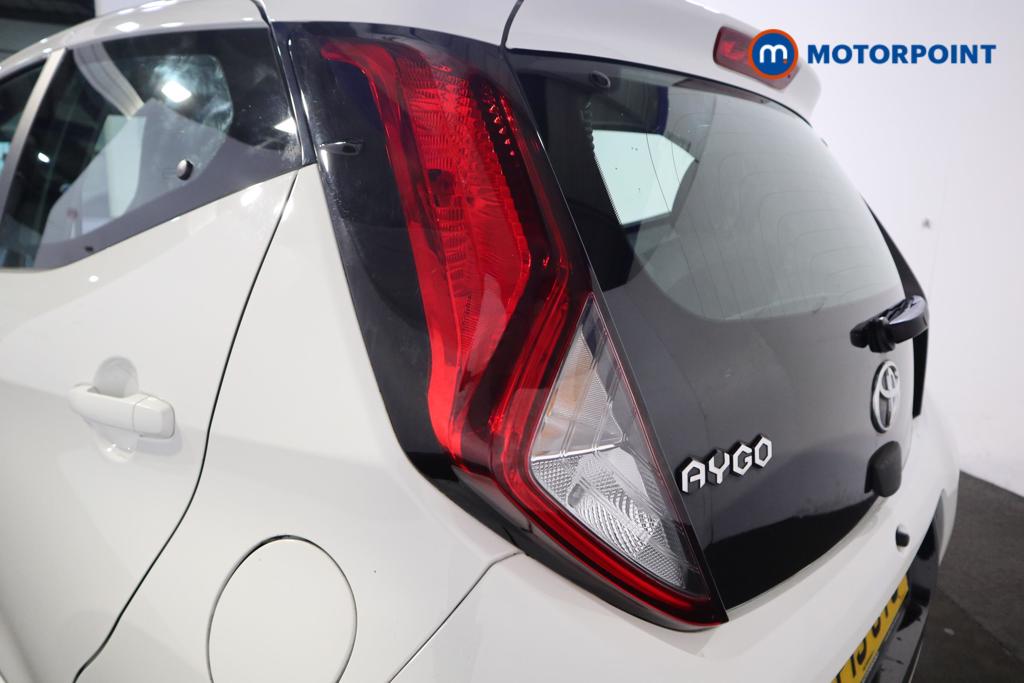 Toyota Aygo X-Play Manual Petrol Hatchback - Stock Number (1496729) - 18th supplementary image