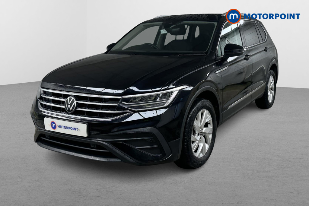 Volkswagen Tiguan Allspace Life Automatic Petrol SUV - Stock Number (1497344) - Passenger side front corner