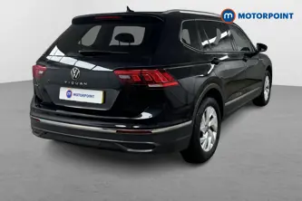 Volkswagen Tiguan Allspace Life Automatic Petrol SUV - Stock Number (1497344) - Drivers side rear corner