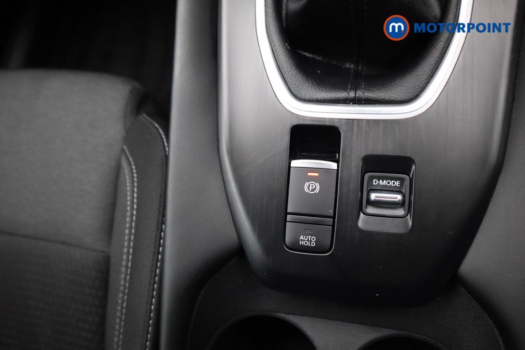 Nissan Qashqai N-Connecta Manual Petrol SUV - Stock Number (1499645) - 14th supplementary image