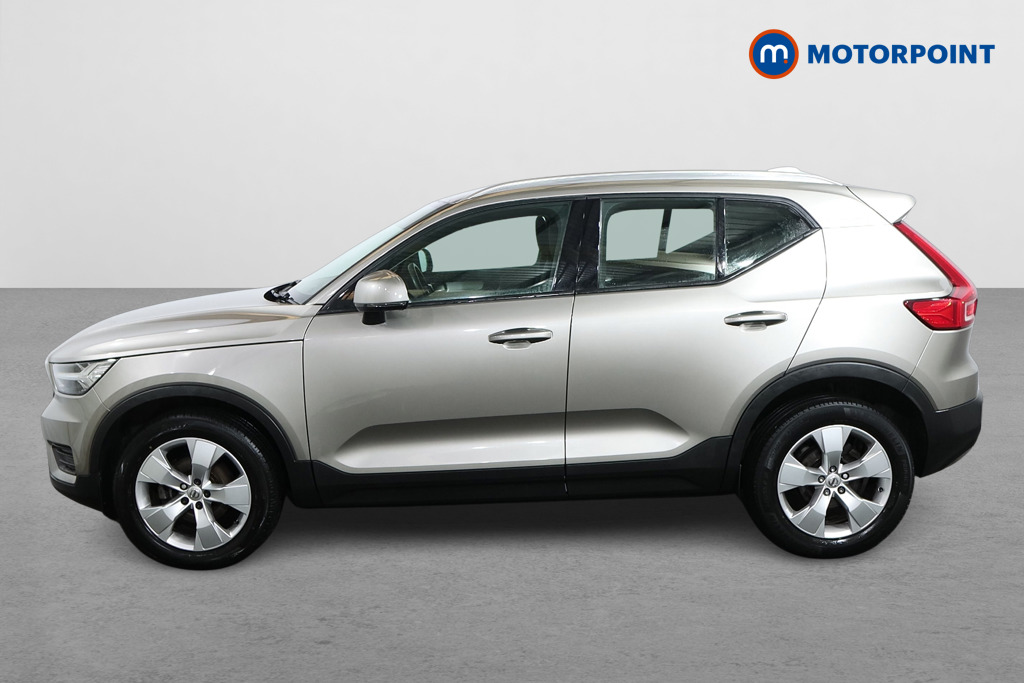 Volvo Xc40 Momentum Manual Petrol SUV - Stock Number (1500145) - Passenger side