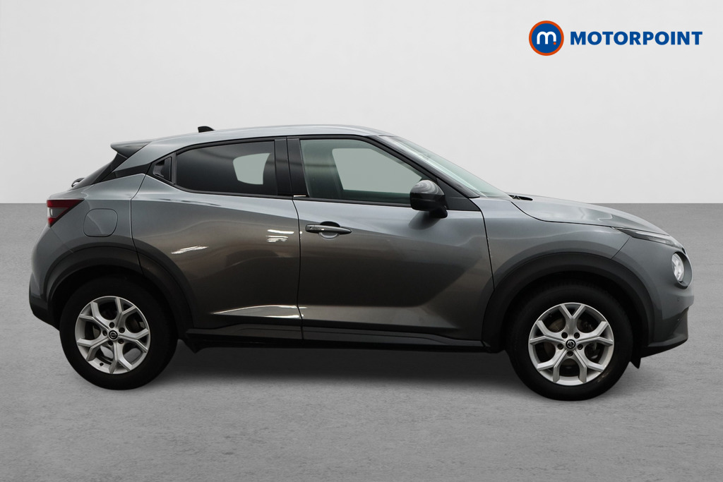 Nissan Juke N-Connecta Manual Petrol SUV - Stock Number (1501193) - Drivers side