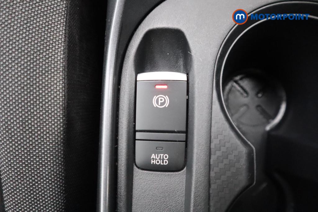 Nissan Juke N-Connecta Manual Petrol SUV - Stock Number (1501263) - 17th supplementary image