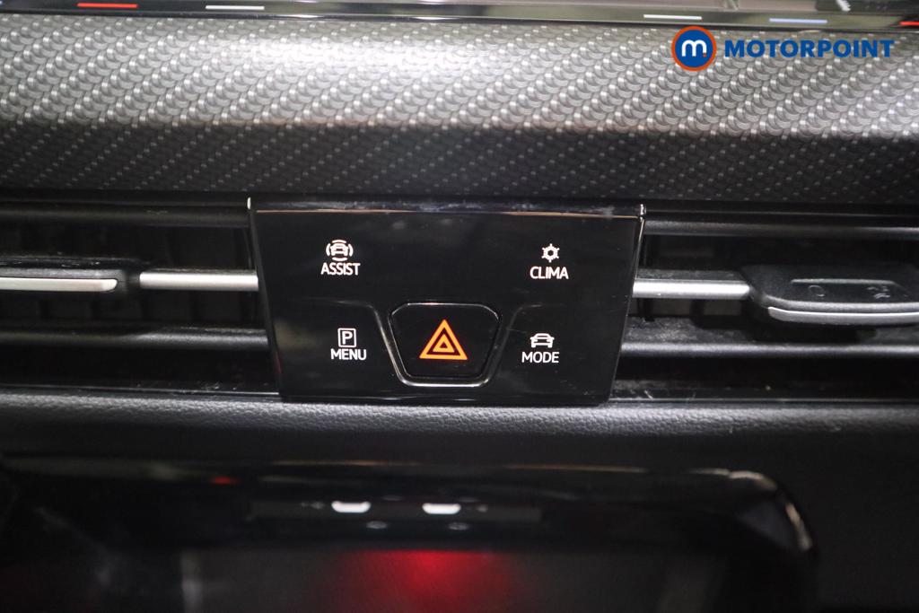 Volkswagen Golf R-Line Automatic Petrol Hatchback - Stock Number (1489660) - 8th supplementary image