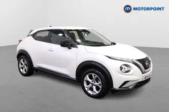 Nissan Juke N-Connecta Manual Petrol SUV - Stock Number (1493016) - Drivers side front corner