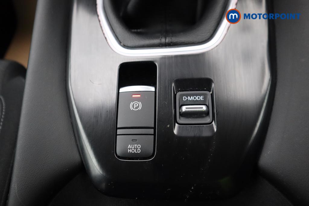 Nissan Qashqai N-Connecta Manual Petrol SUV - Stock Number (1498321) - 15th supplementary image