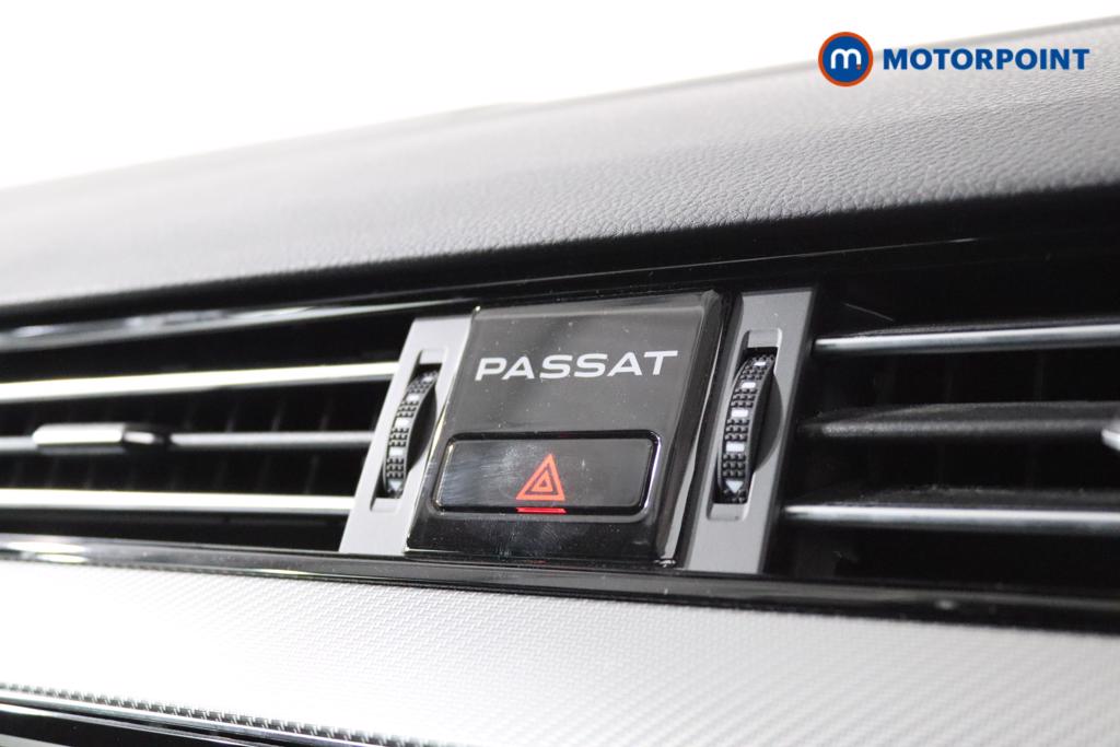 Volkswagen Passat R-Line Automatic Diesel Estate - Stock Number (1499715) - 13th supplementary image