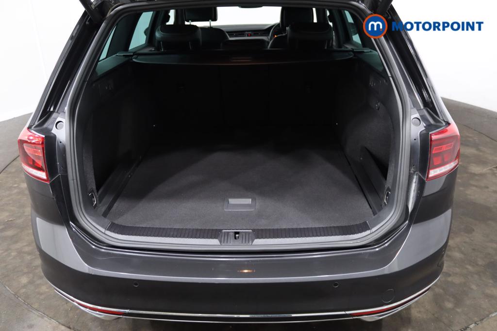 Volkswagen Passat R-Line Automatic Diesel Estate - Stock Number (1499715) - 32nd supplementary image