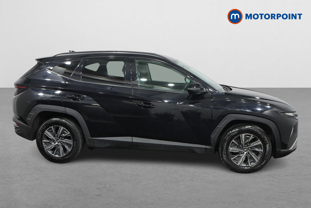 Hyundai Tucson Se Connect Manual Petrol SUV - Stock Number (1495971) - Drivers side