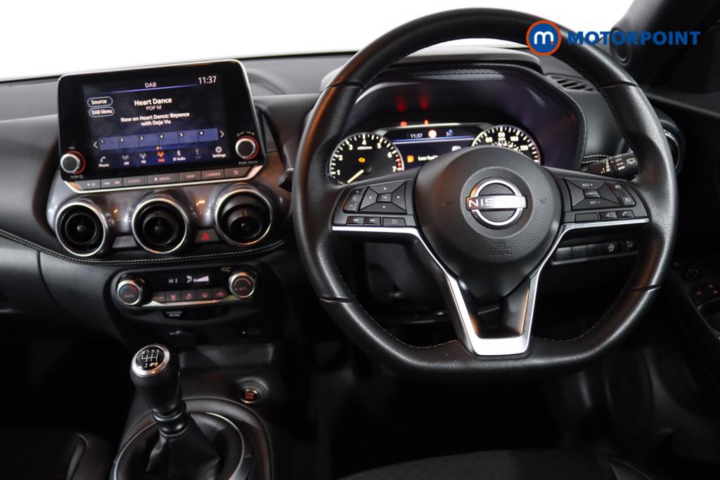 Nissan Juke N-Connecta Manual Petrol SUV - Stock Number (1496439) - 1st supplementary image