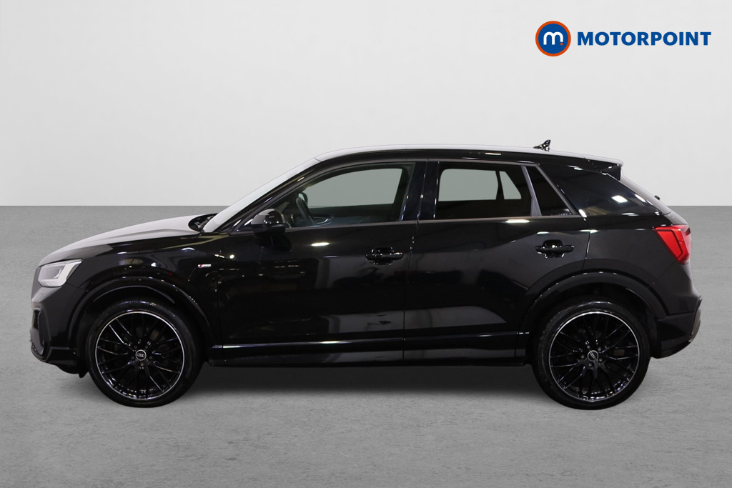 Audi Q2 Black Edition Manual Petrol SUV - Stock Number (1498167) - Passenger side