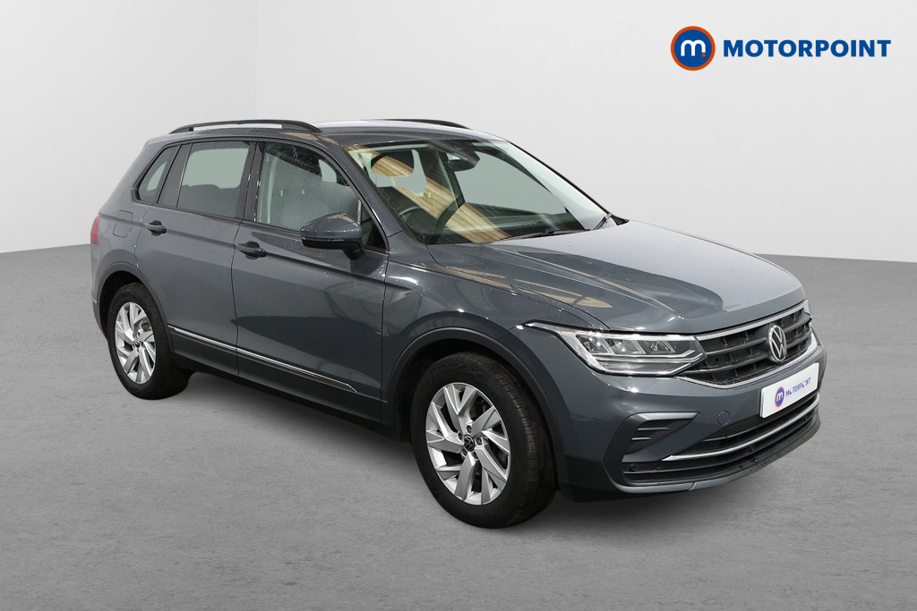 Volkswagen Tiguan Life Manual Petrol SUV - Stock Number (1498646) - Drivers side front corner